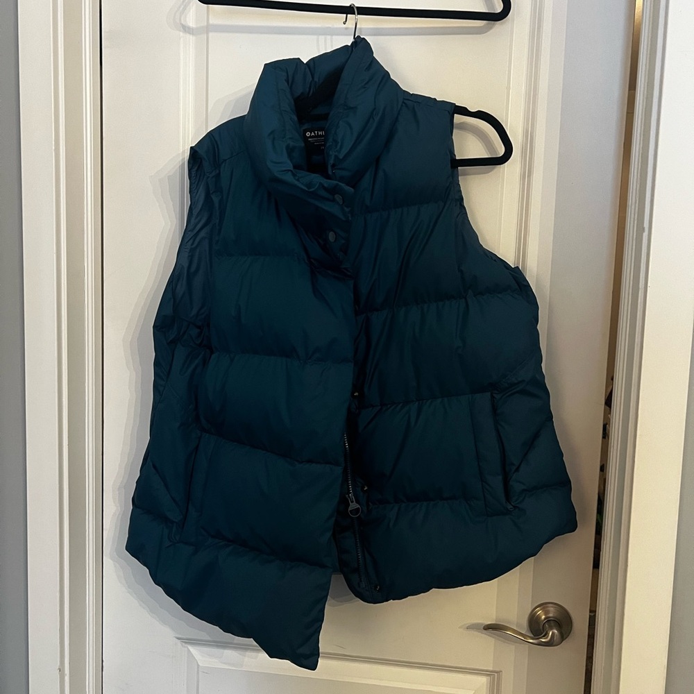 Teal Athleta Puffer Vest